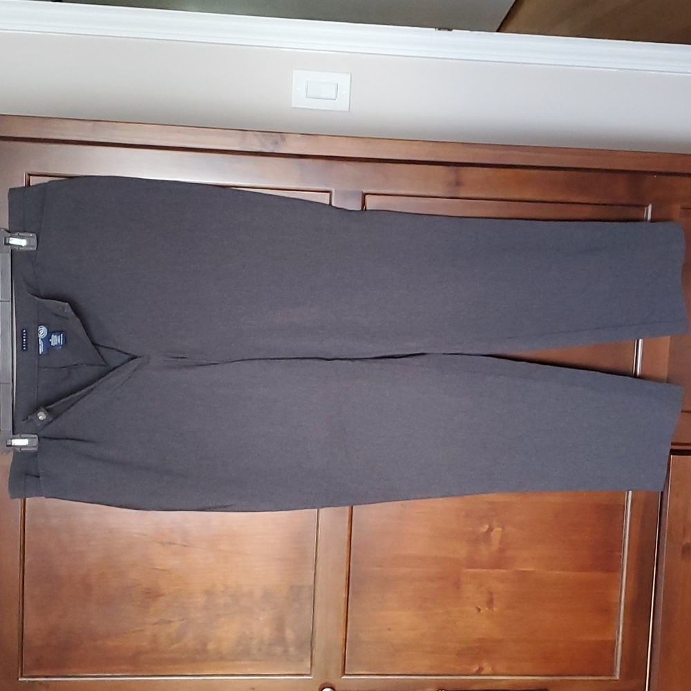 Work pants stretch